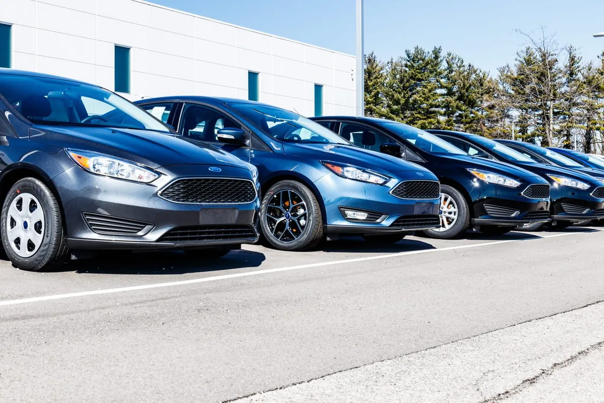 Motorproblemen bij Stellantis en Ford zorgen voor onrust onder automobilisten