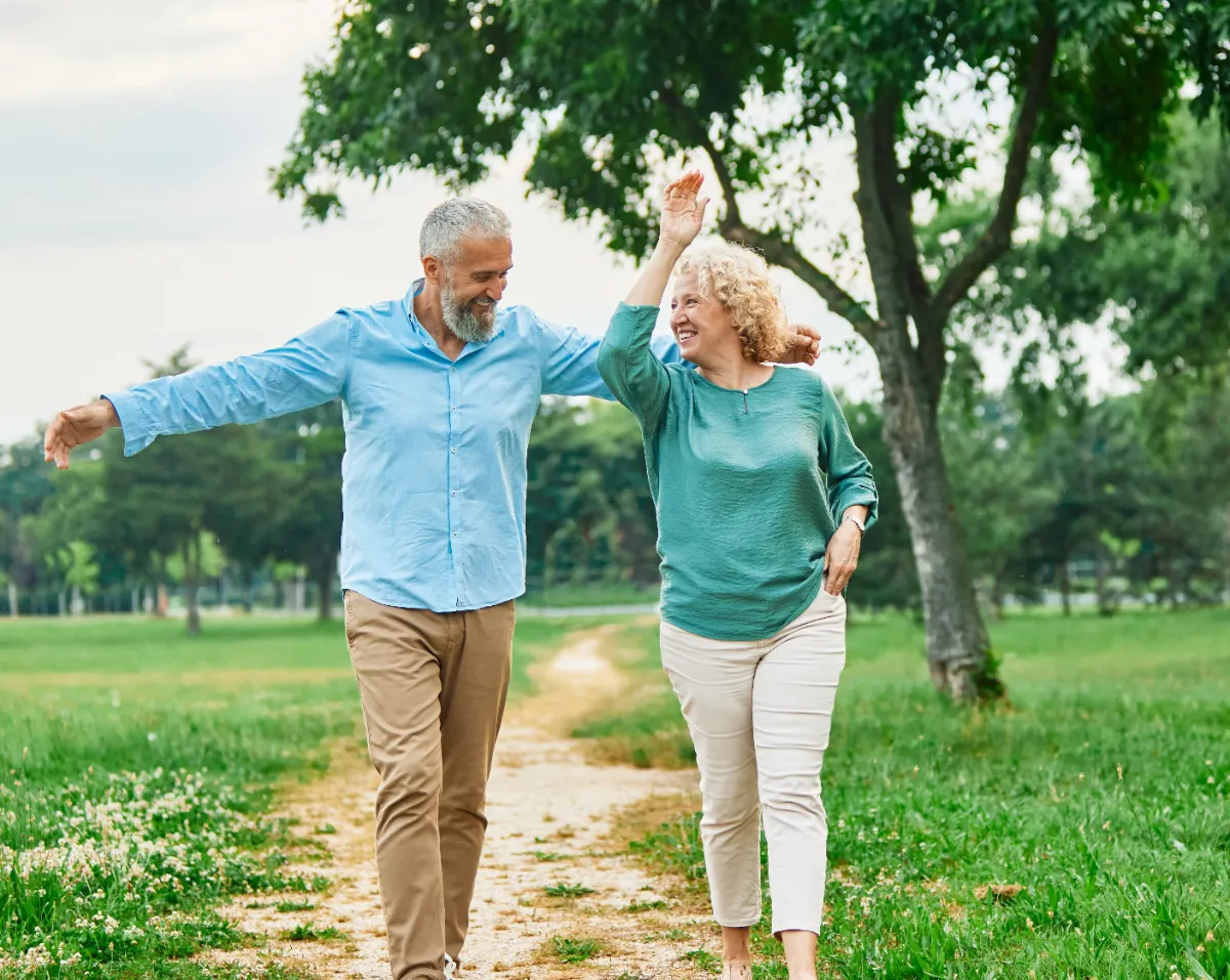 Wandeltempo verhogen: een simpele stap naar een betere gezondheid voor ouderen